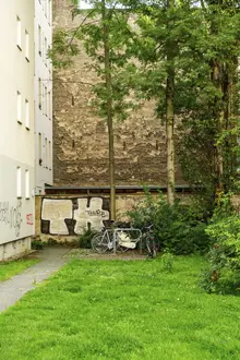 Wandbild 'Swiss Made' - Revaler Str.