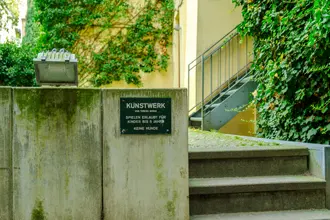 Berliner Höfe: Altersfreigabe bis 6 Jahre