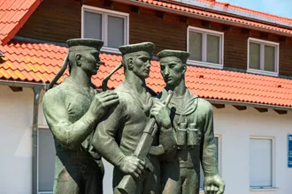 Usedom: Matrosendenkmal - Peenemünde